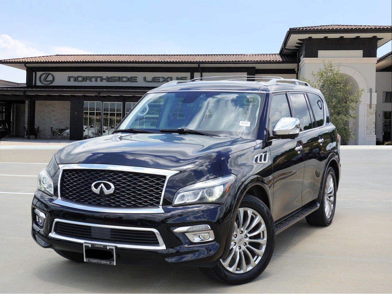 2015 INFINITI QX80 -'s photo
