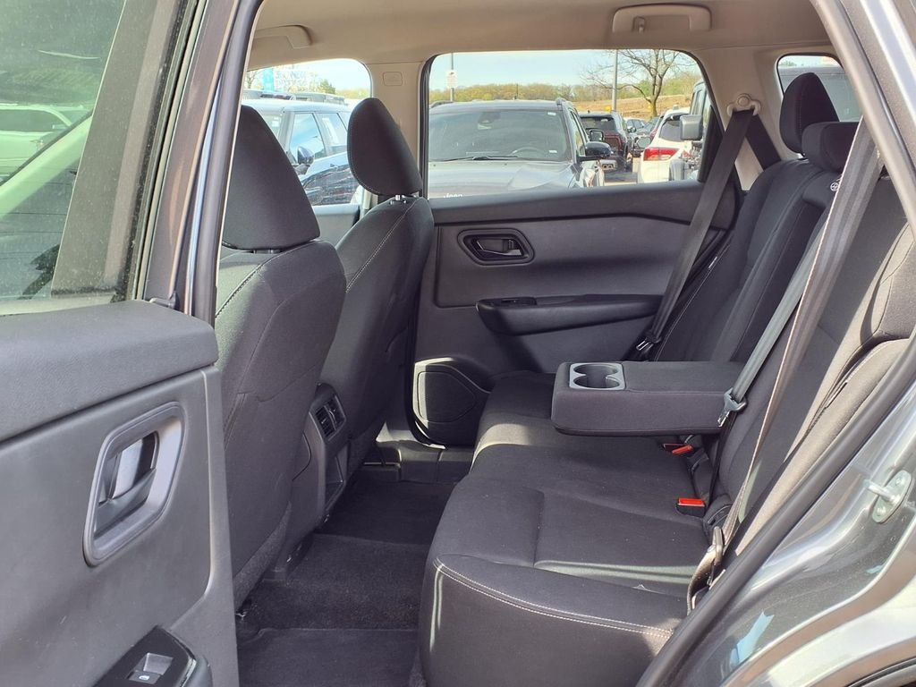Used 2024 Gray Nissan S image 13