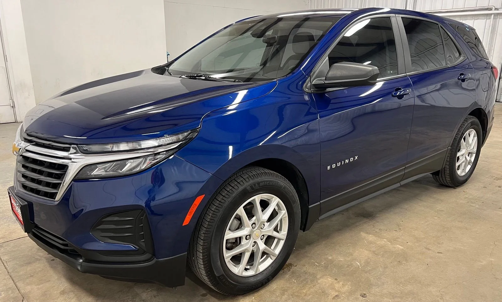 Used 2023 Blue Chevrolet LS image 3