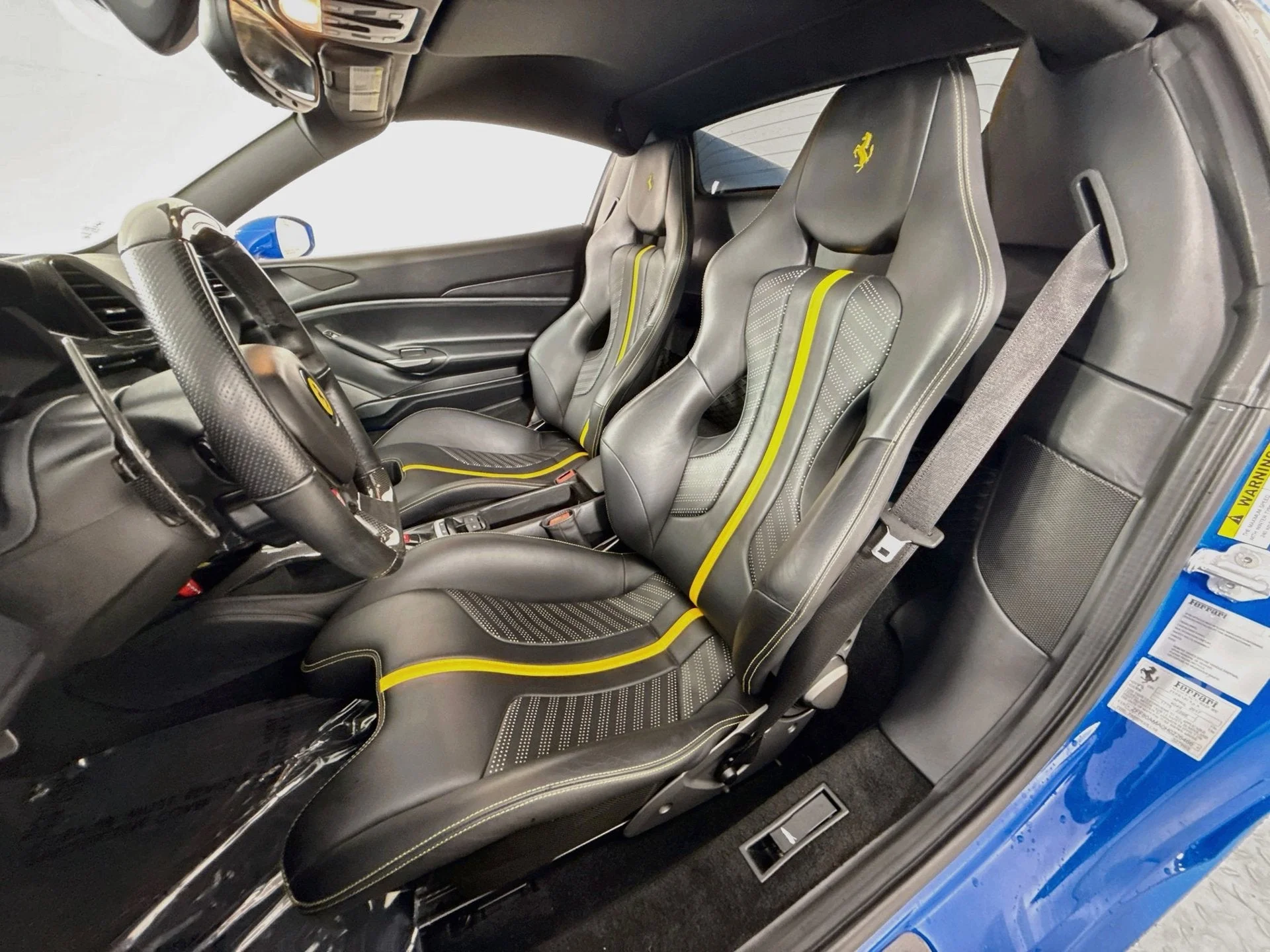 Certified Used 2017 Extra Sample Ferrari Base image 9