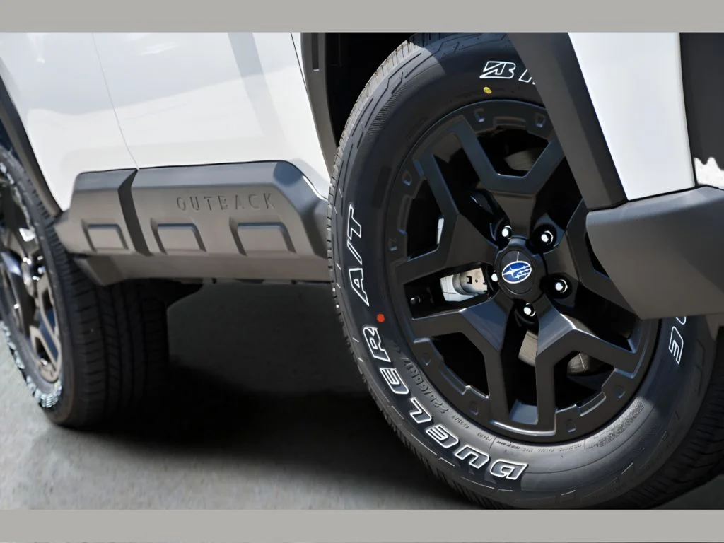 New 2026 CRYSTAL WHITE PEARL Subaru Wilderness image 11
