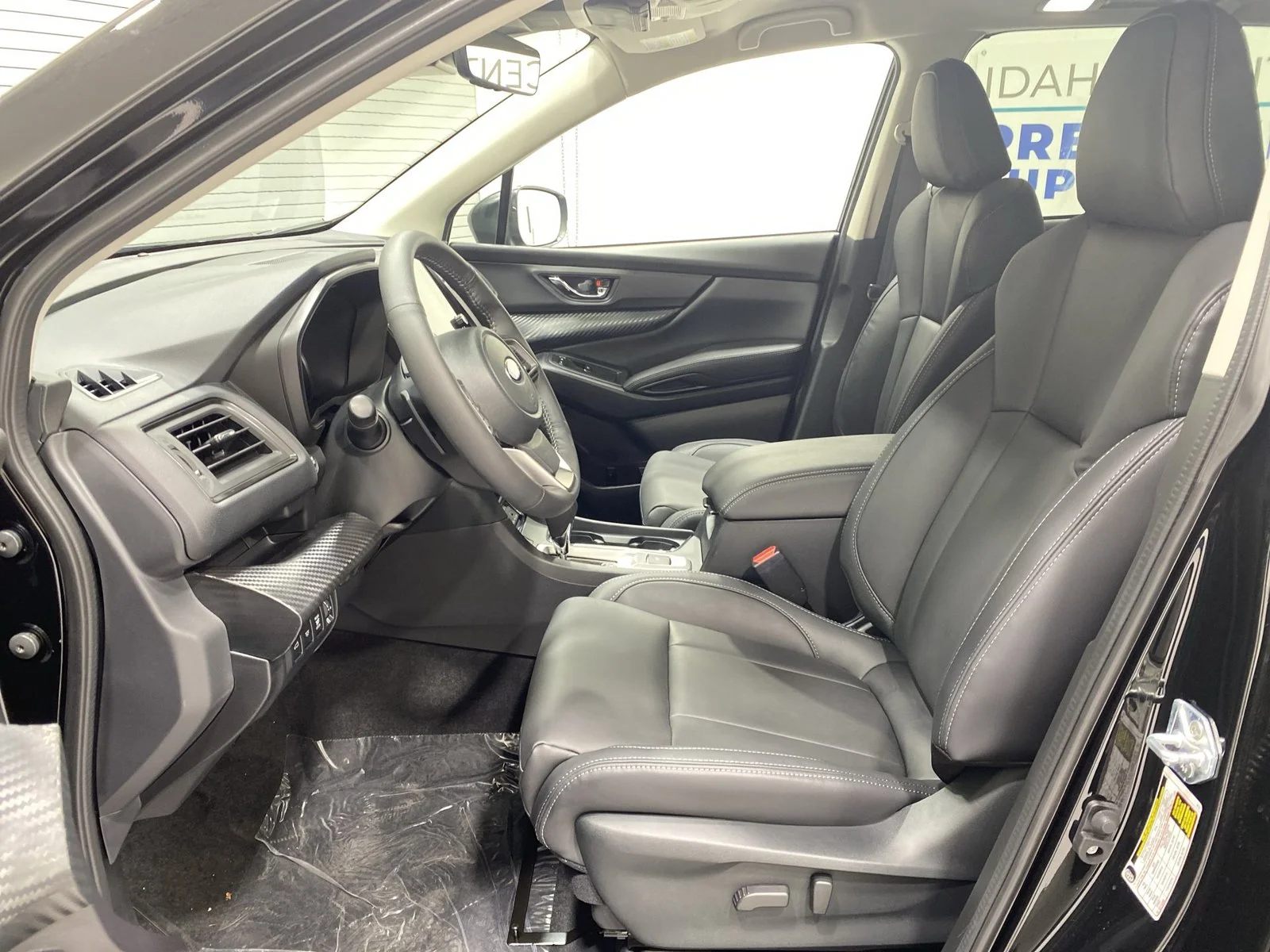 New 2027 CRYSTAL BLACK SILICA Subaru Premium 7-Passenger image 11