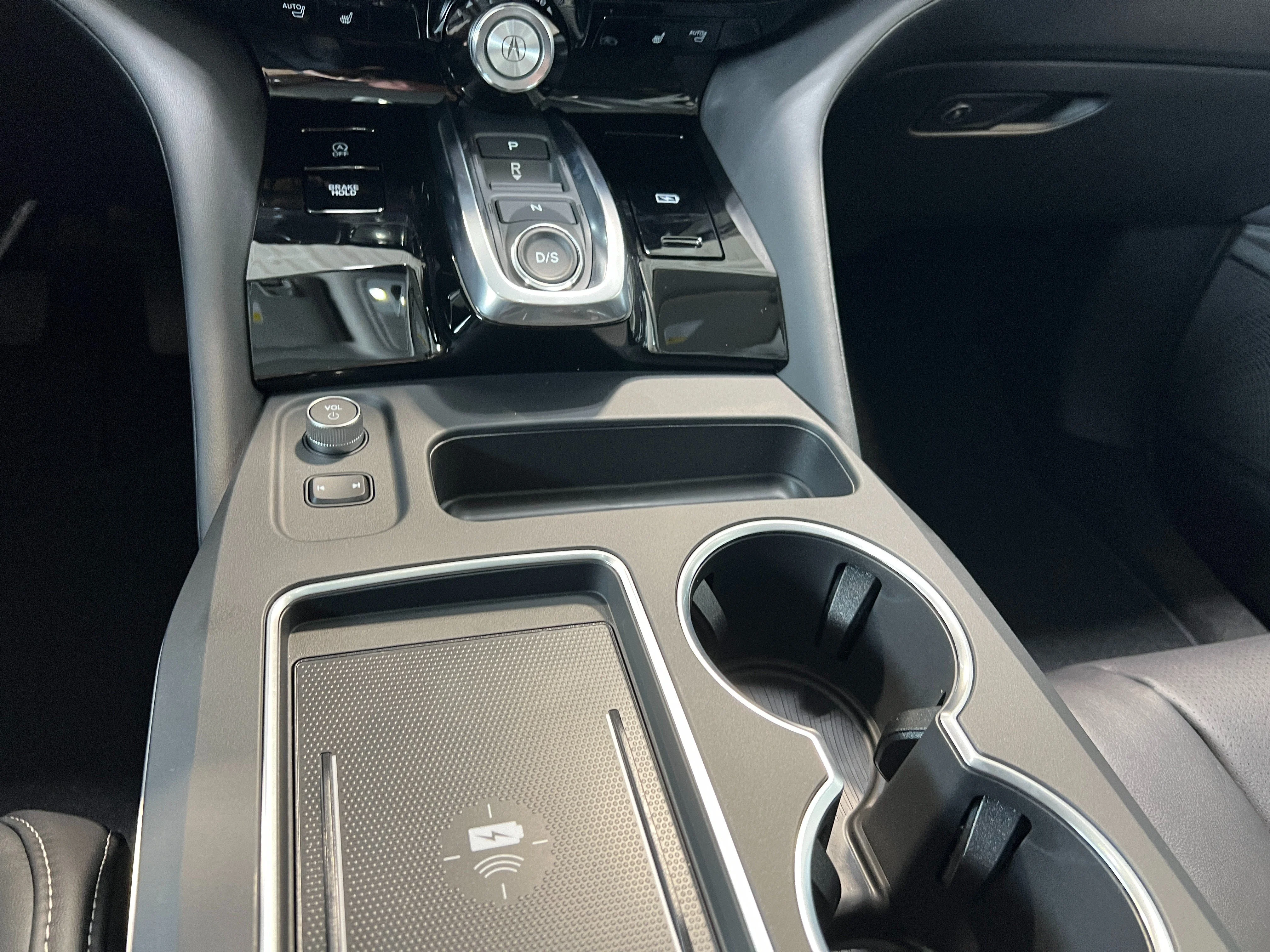 New 2026 Solar Silver Metallic Acura w/Technology Package image 24