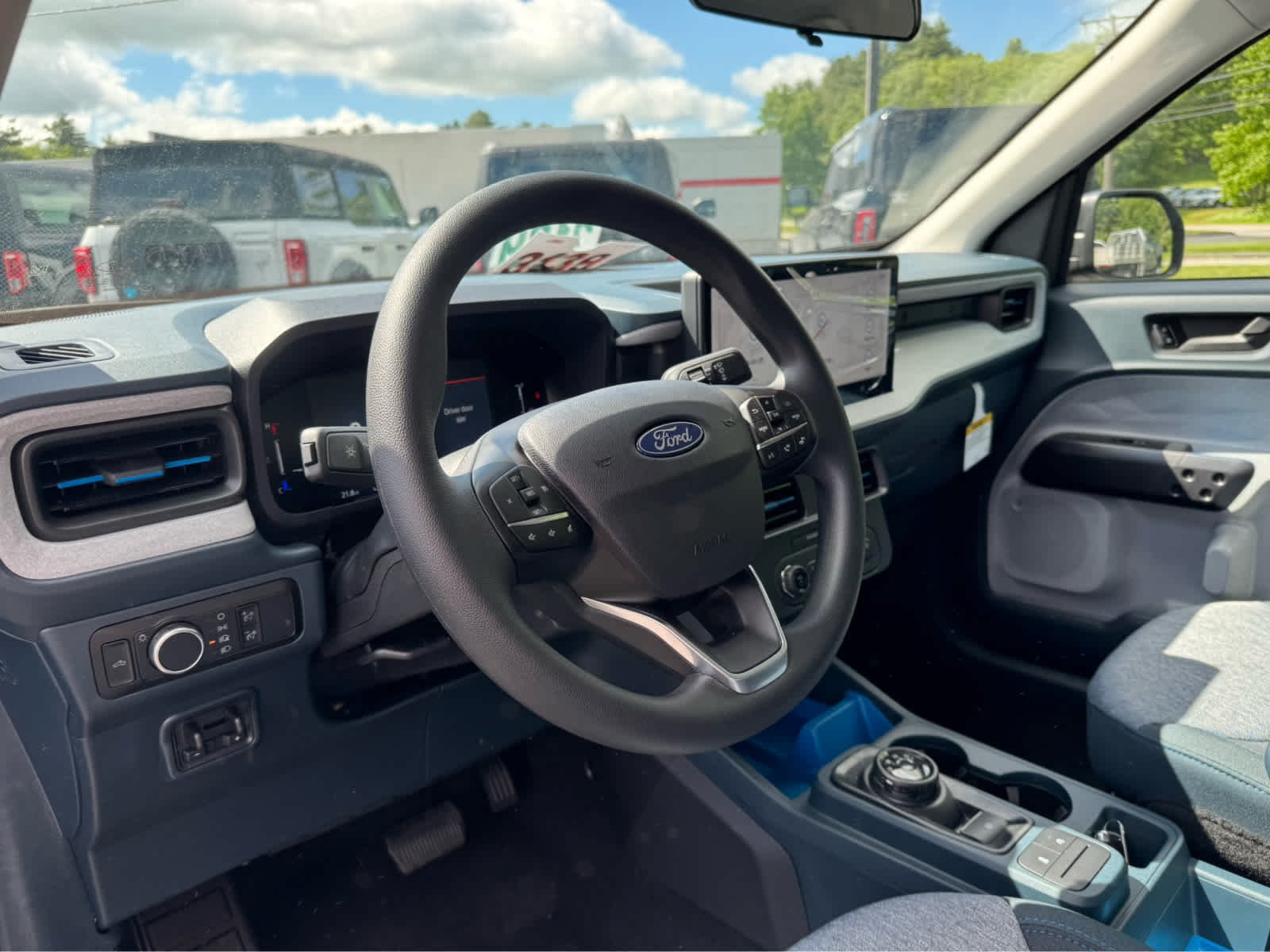 New 2026 Azure Gray Metallic Tri-Coat Ford XLT image 16