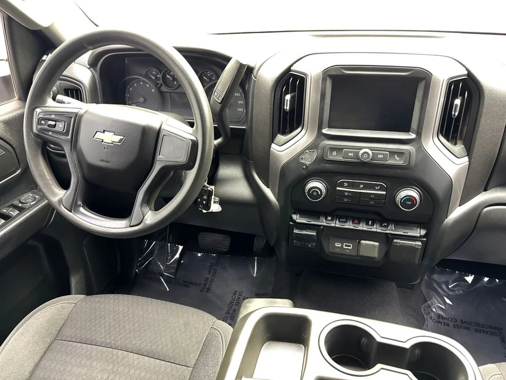 Used 2022 Silver Chevrolet Custom image 52