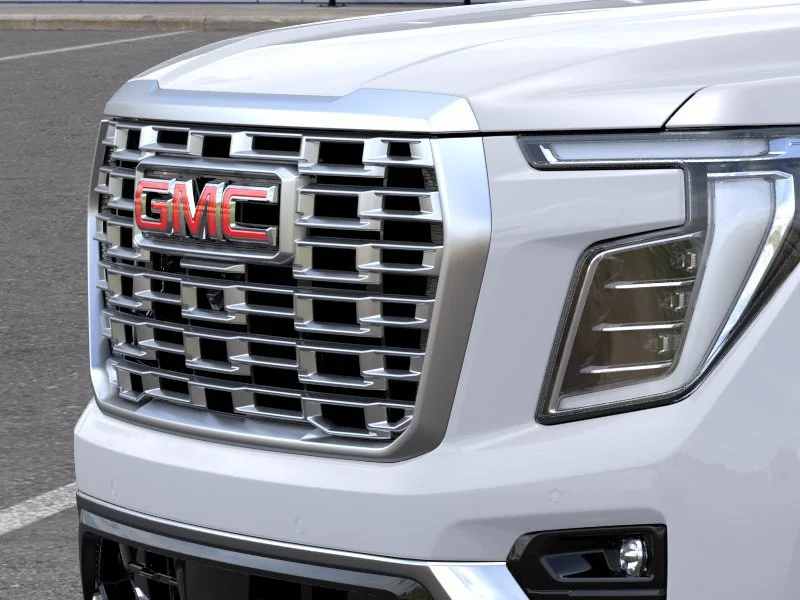 2026 GMC Yukon Denali - Photo 16