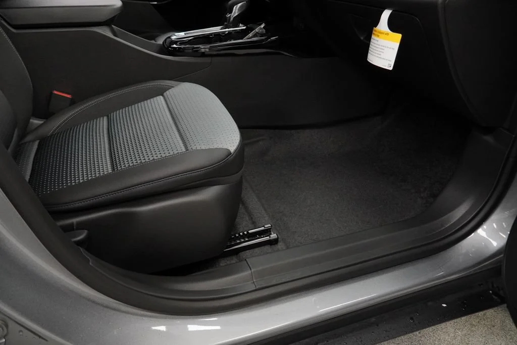 New 2026 Sterling Gray Metallic Chevrolet LT image 29