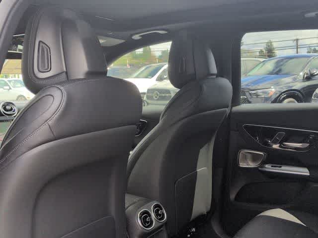New 2026 Black Mercedes-Benz GLC 350 image 18