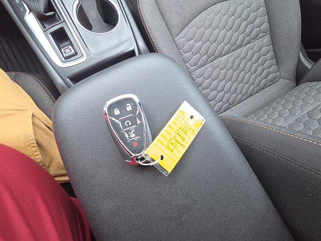 Used 2019 CAJUN RED TINTCOAT Chevrolet LT image 29