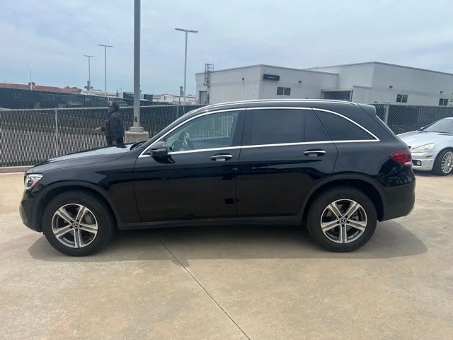 2022 Mercedes-Benz GLC