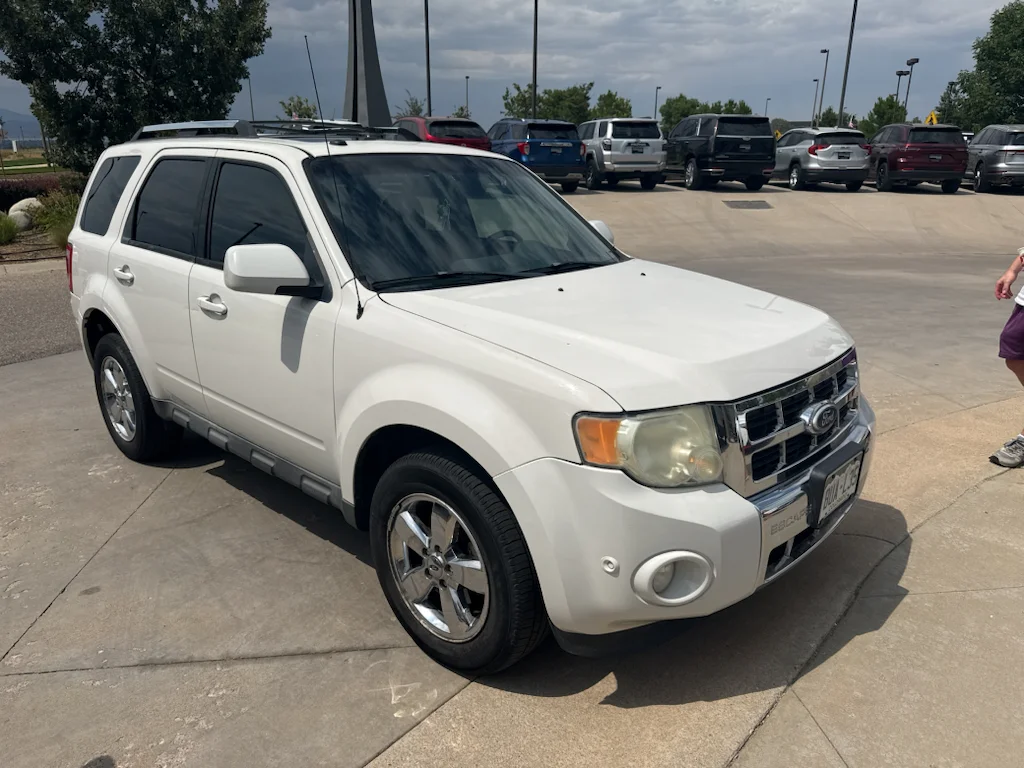 Used 2010 White Suede Ford Limited image 5