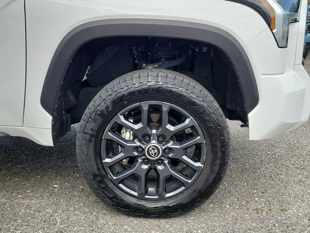 2024 Toyota Tundra SR5 - Photo 6