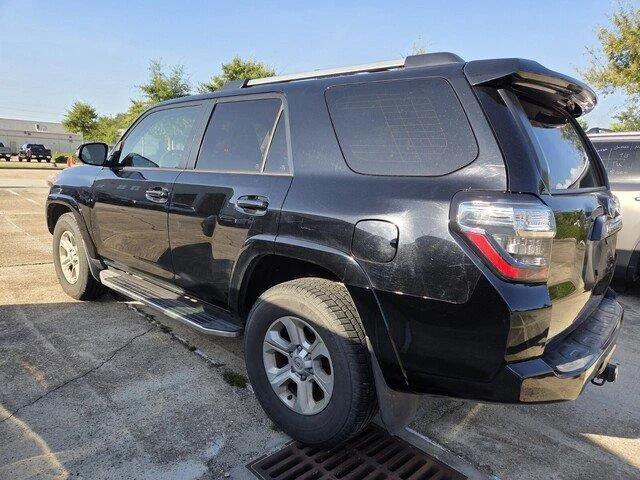 Used 2019 Midnight Black Metallic Toyota SR5 Premium image 5