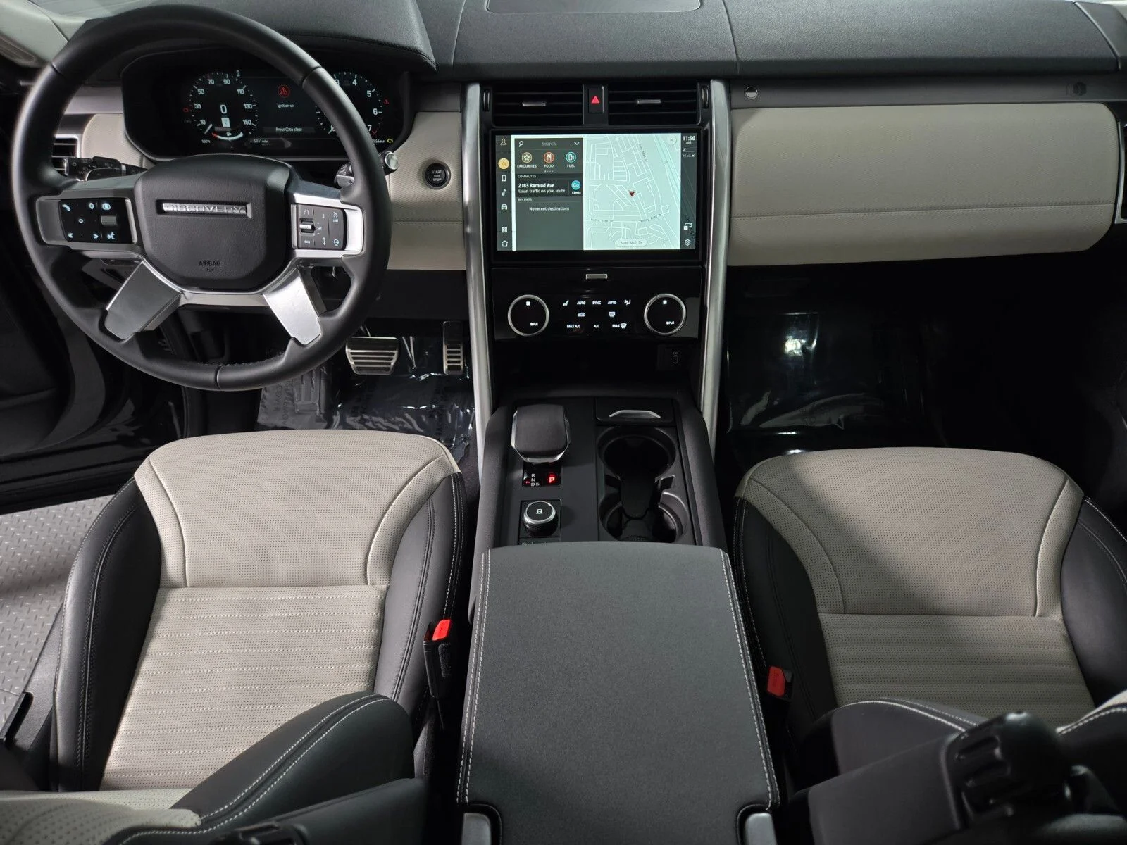 Used 2026 Santorini Black Metallic Land Rover  image 14