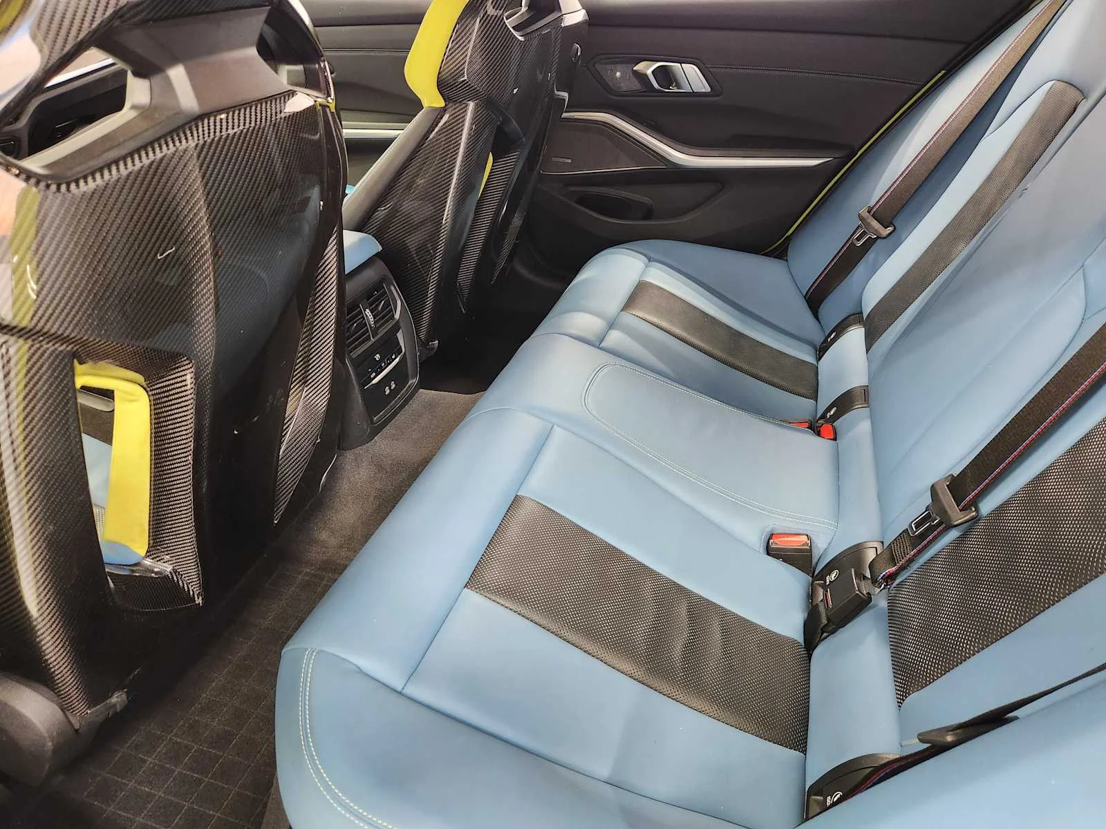 Used 2023 Sao Paulo Yellow BMW Competition xDrive image 22