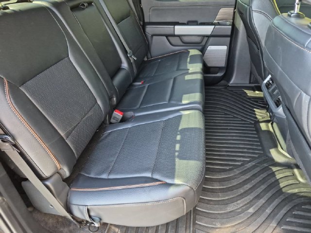 Used 2025 Black Metallic Ford Lariat image 19