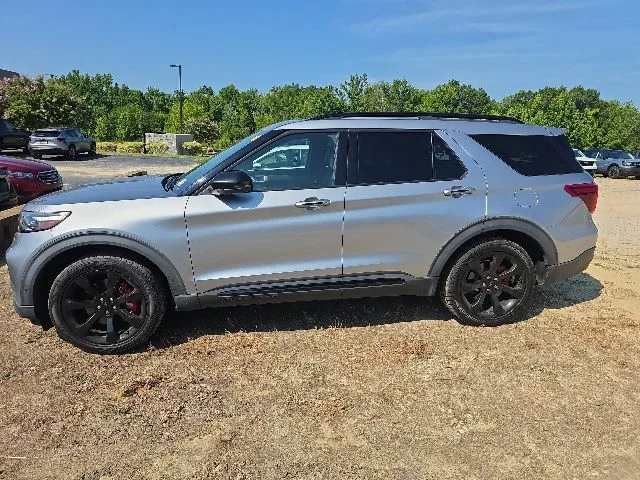 Used 2020 Silver Ford ST image 2