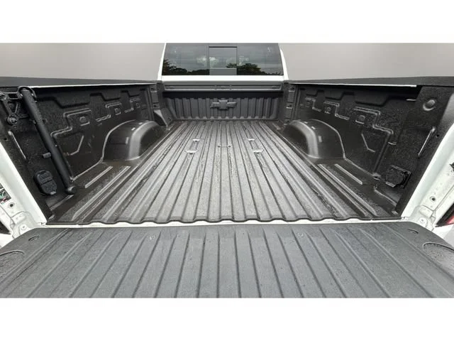 Used 2025 Summit White Chevrolet LTZ image 33