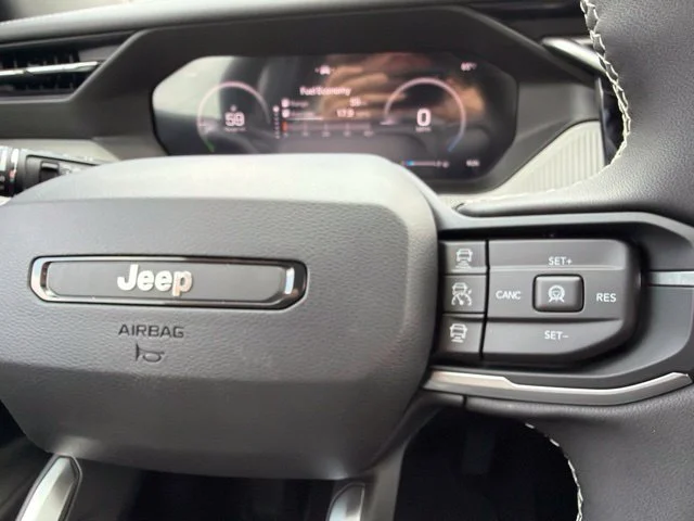 New 2026 White Jeep Laredo image 19