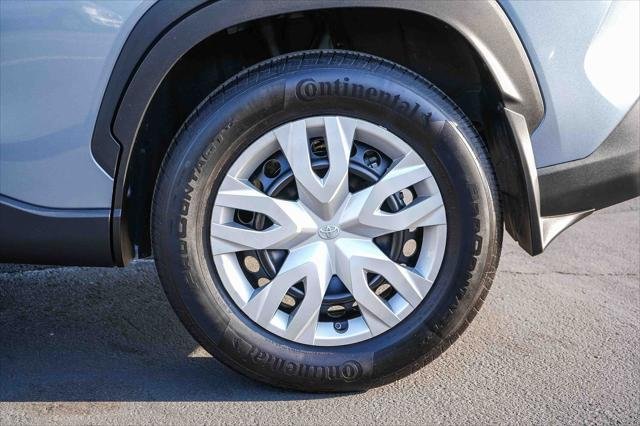 Certified Used 2025 CELESTITE GRAY ME. Toyota  image 12