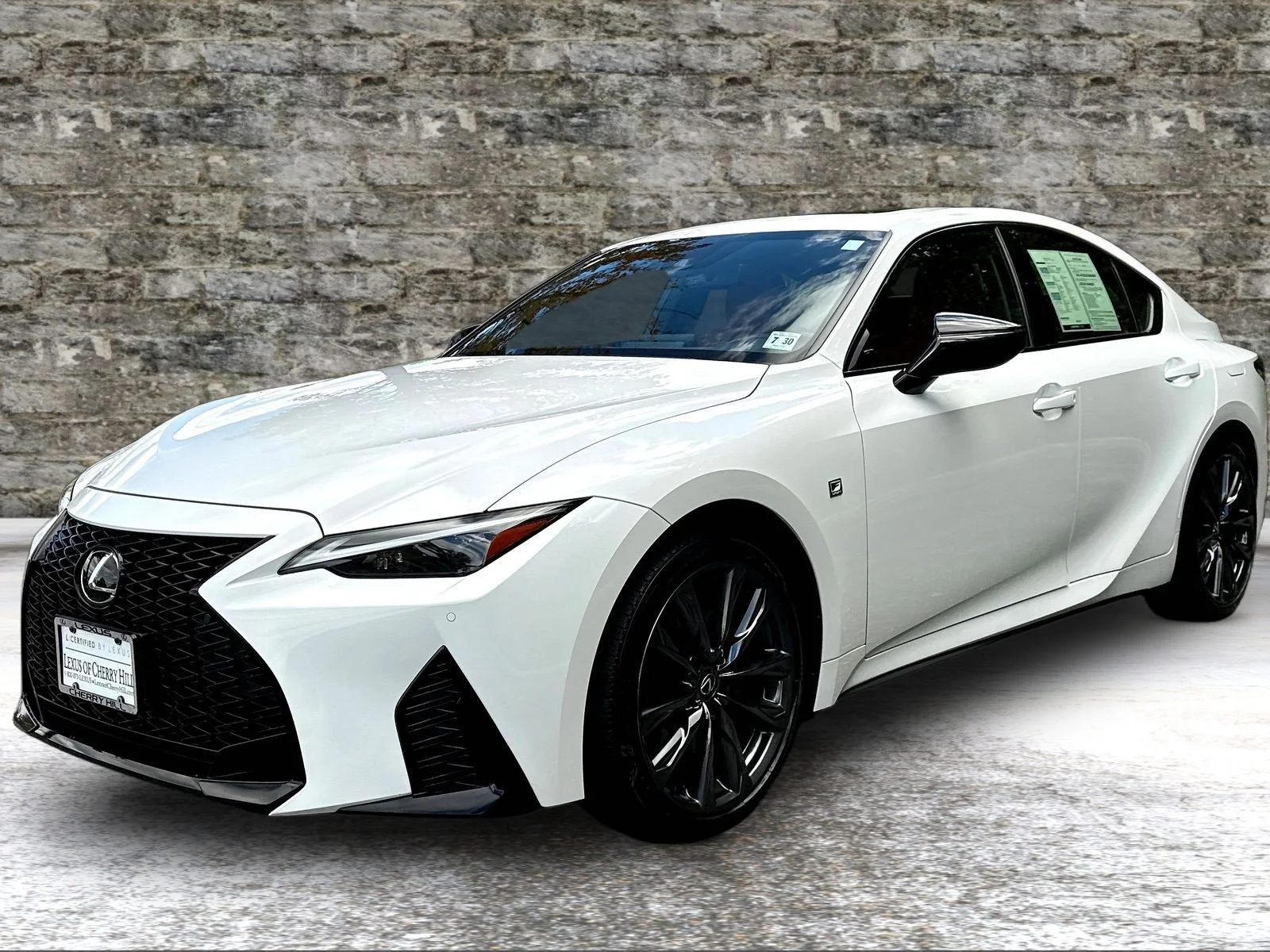 Certified Used 2025 Ultra White Lexus  image 3