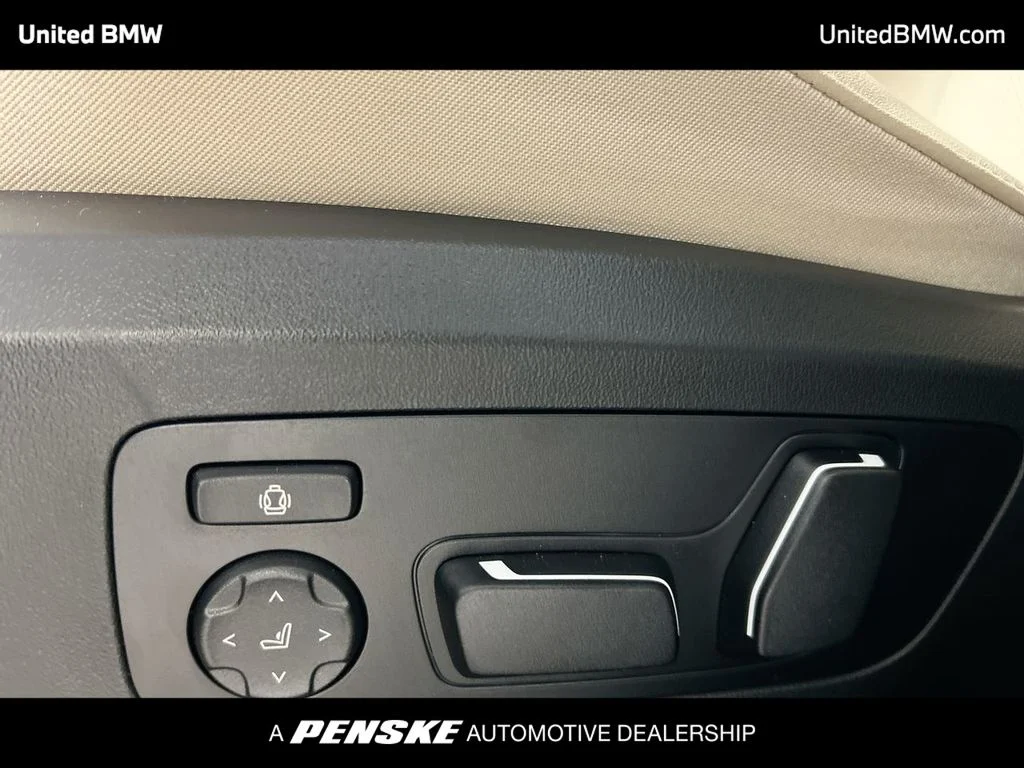 2025 BMW X3 30 - Photo 12