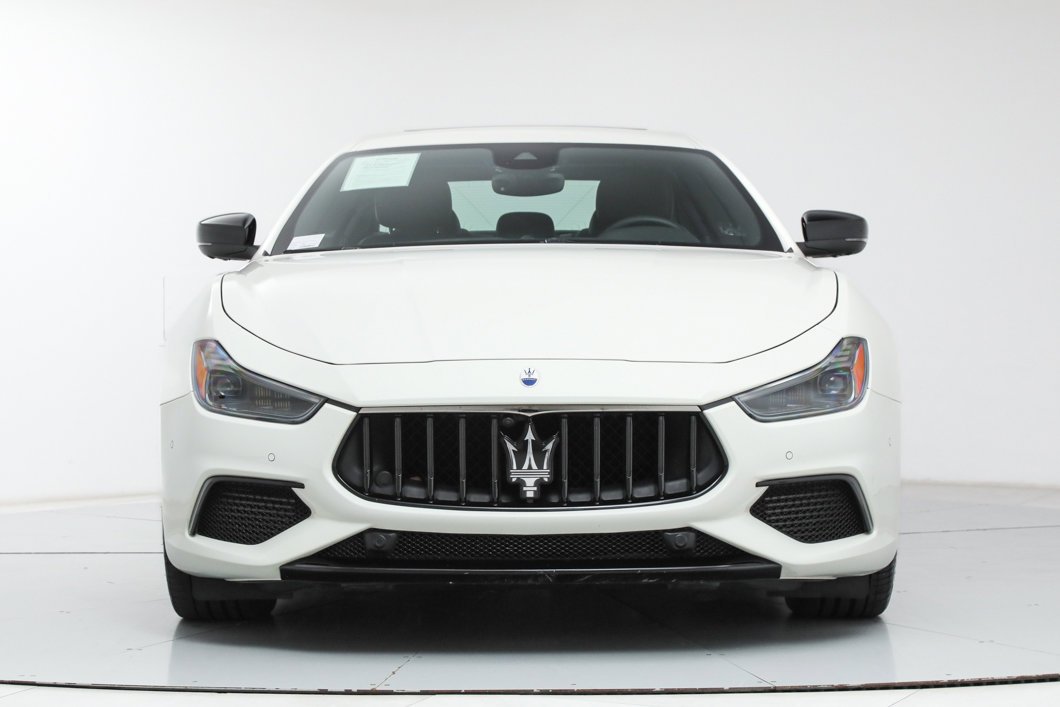 Used 2023 White Maserati Modena image 8