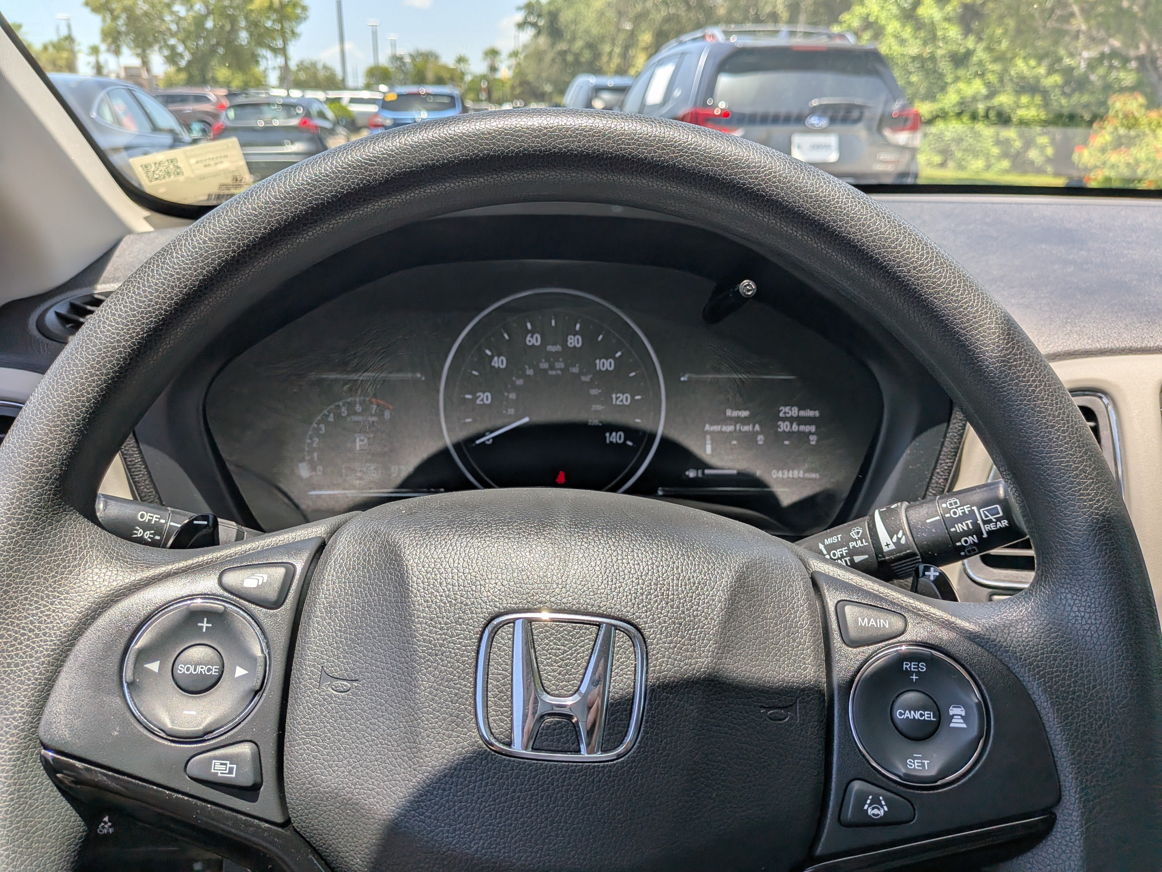 Used 2022 Lunar Silver Metallic Honda EX image 27