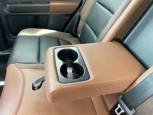 New 2026 Carbonized Gray Metallic Ford Outer Banks® image 44