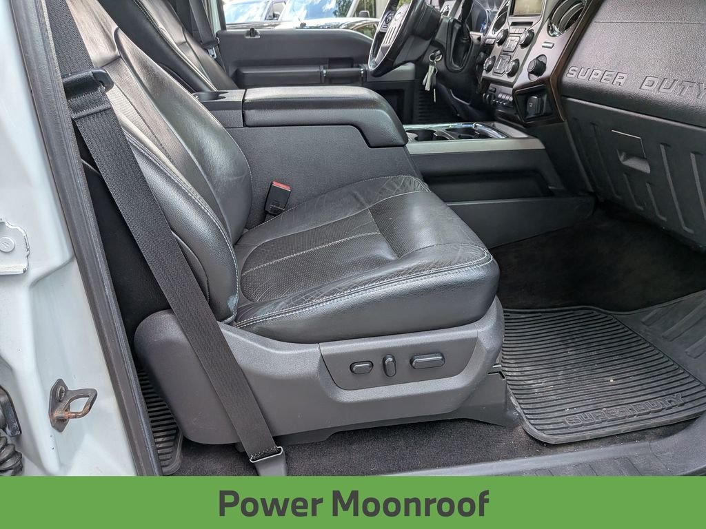 Used 2014 Oxford White Ford Lariat image 27