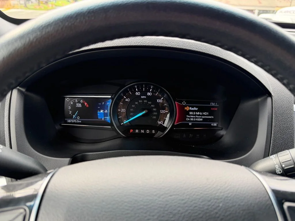 Used 2018 Ingot Silver Ford Limited image 23