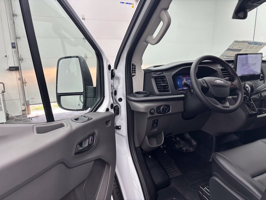 New 2027 White Ford Base image 16