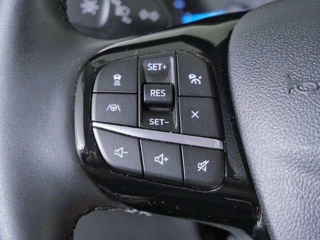 Used 2022 White Ford SEL image 26
