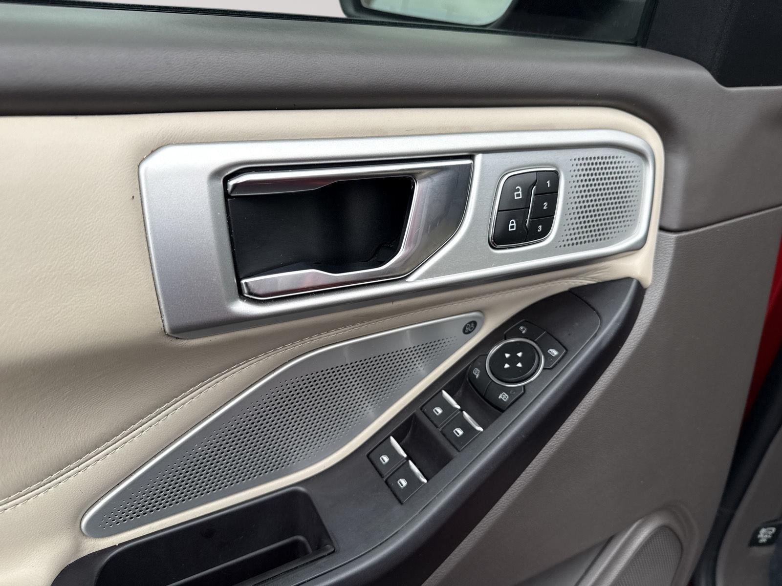 2020 Ford Explorer Platinum - Photo 20