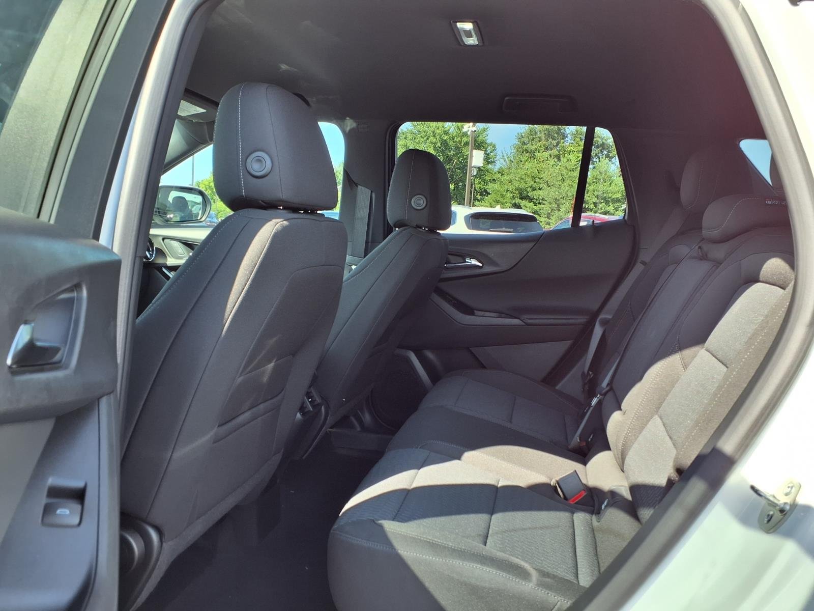 Used 2026 Summit White Chevrolet LT image 17