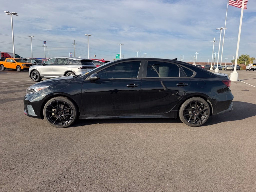Used 2023 Black Kia GT image 9