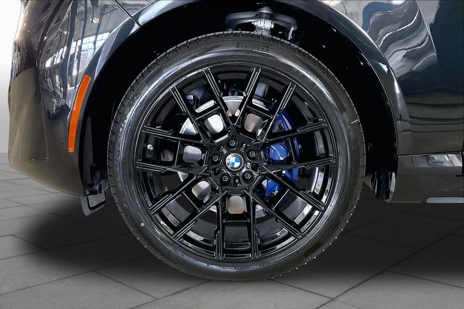 New 2027 Black Sapphire Metallic BMW 40 xDrive image 11