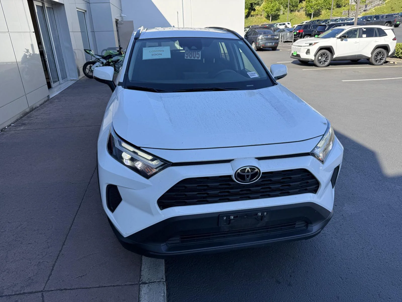 Used 2023 Ice Cap Toyota XLE image 10
