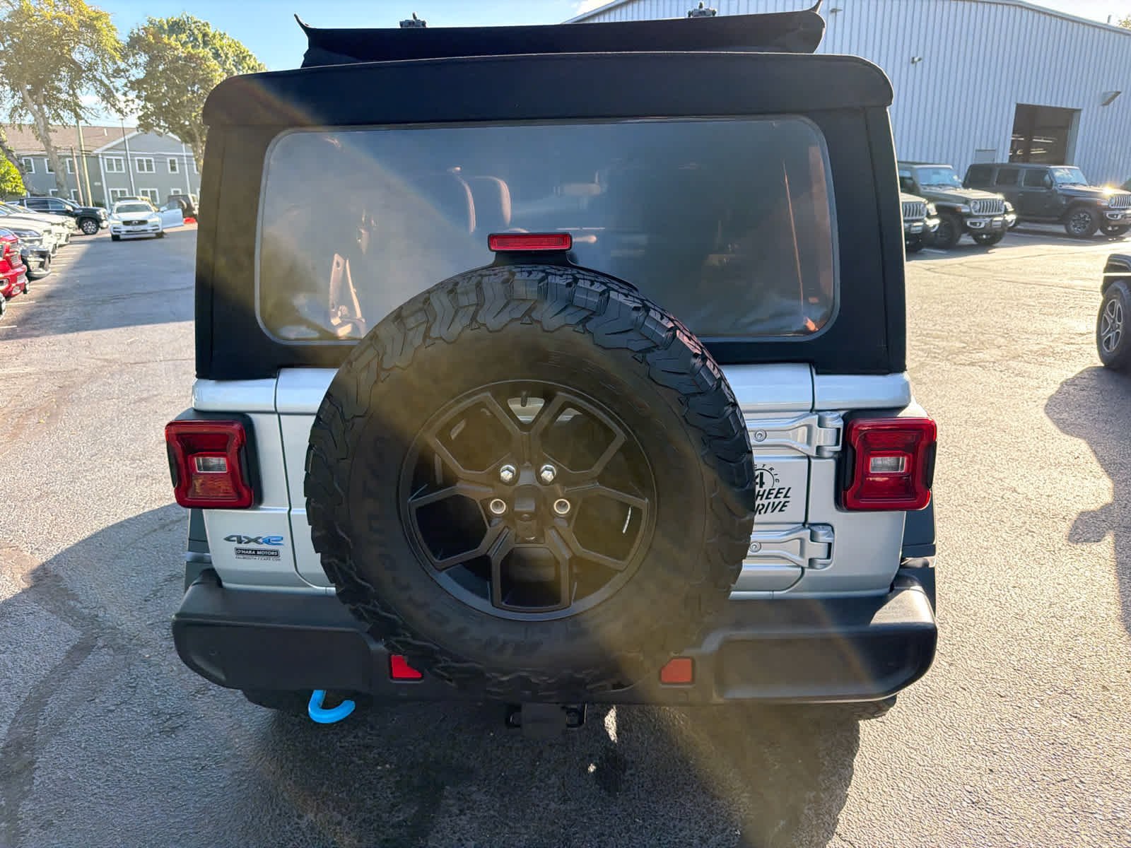 Used 2024 Silver Zynith Clearcoat Jeep Willys image 7