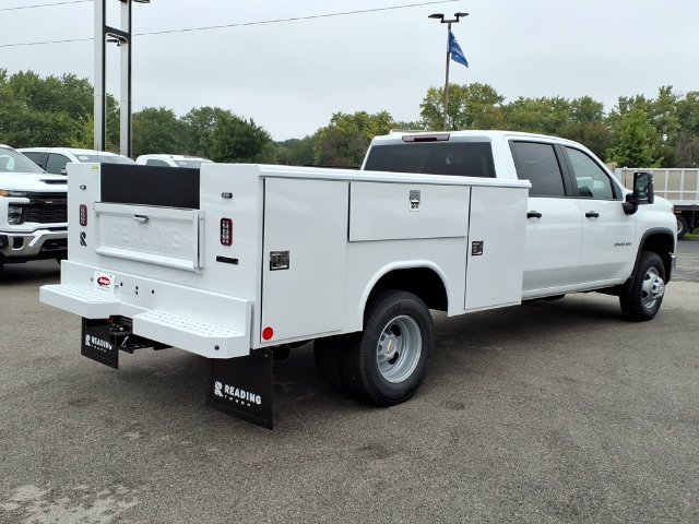 New 2026 Summit White Chevrolet Work Truck image 5