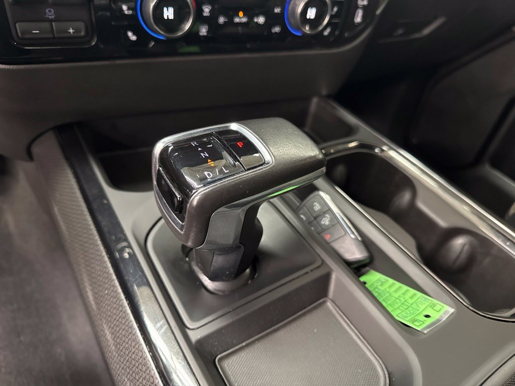 Used 2022 Gray Chevrolet ZR2 image 37