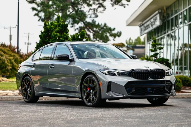 2026 BMW 3 Series 330i