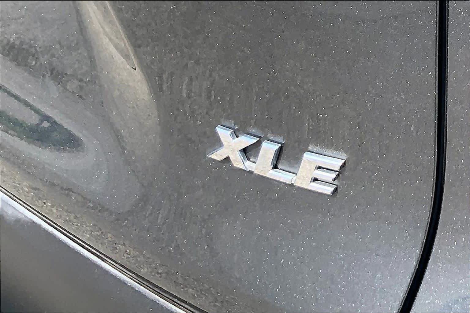 Used 2021 Magnetic Gray Metallic Toyota XLE Premium image 30