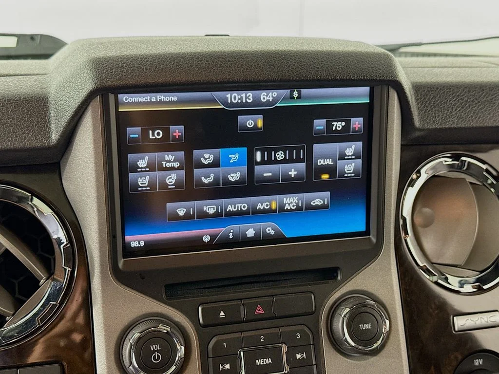 Used 2015 Tuxedo Black Metallic Ford Platinum image 20