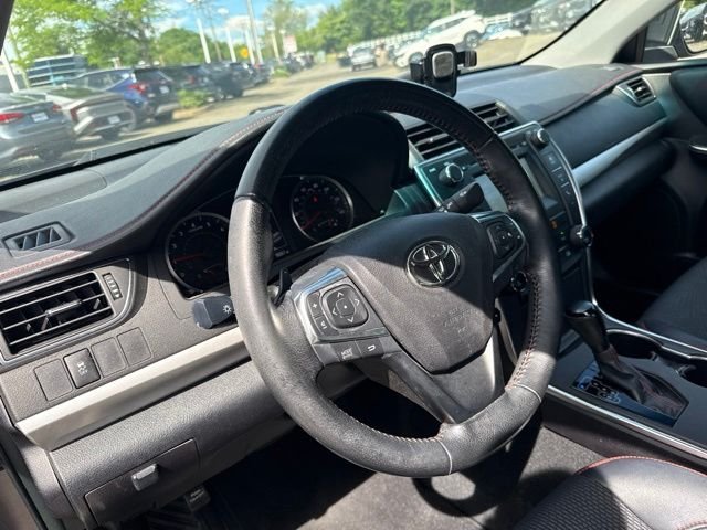 Used 2016 Gray Toyota SE image 11