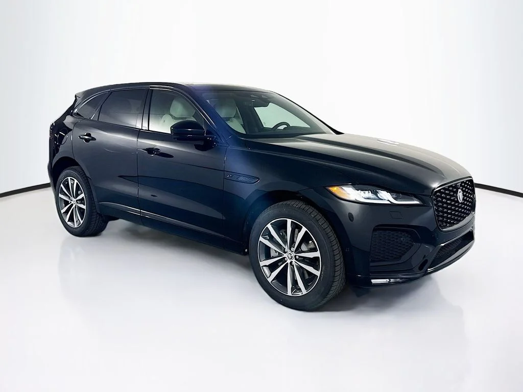 2026 Jaguar F-Pace R-Dynamic S - Photo 3