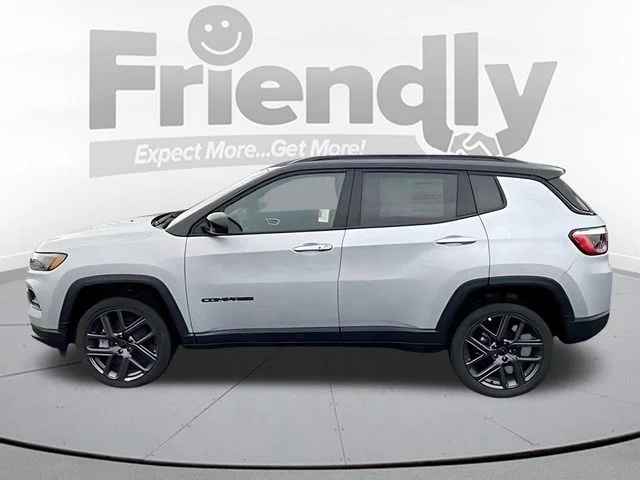 New 2026 Silver Zynith Metallic Clear-Coat Exterior Paint Jeep Limited image 8