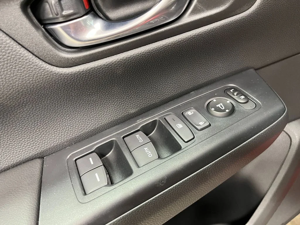 2026 Honda CR-V EX - Photo 17