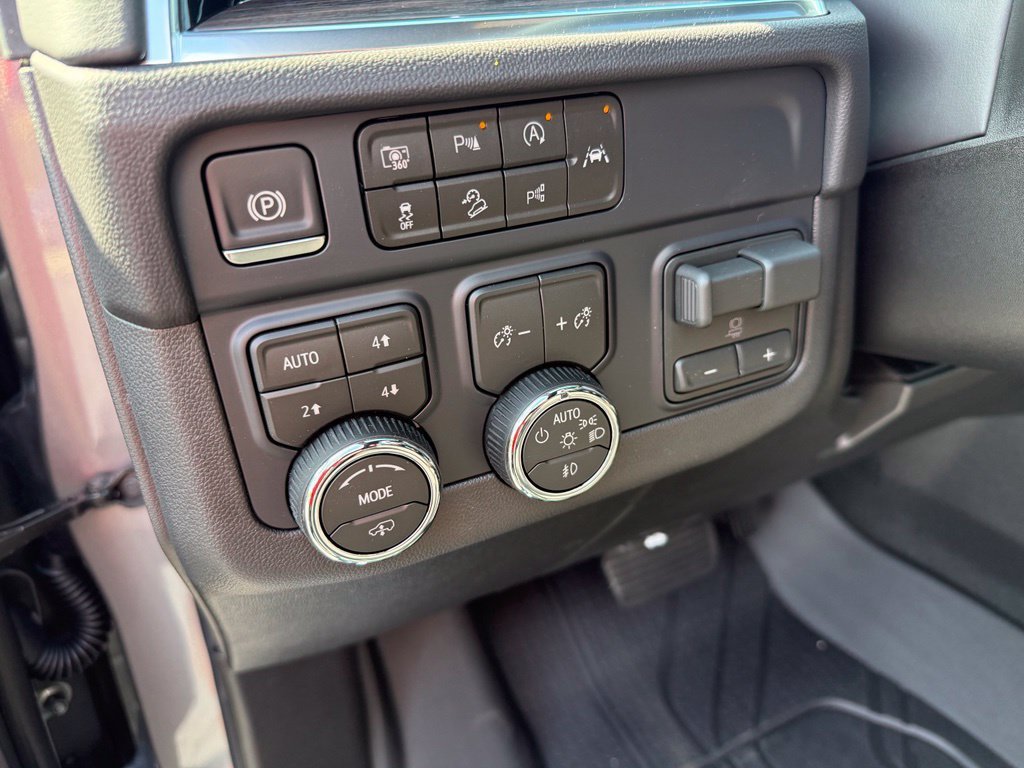 2026 Chevrolet Tahoe Z71 - Photo 20