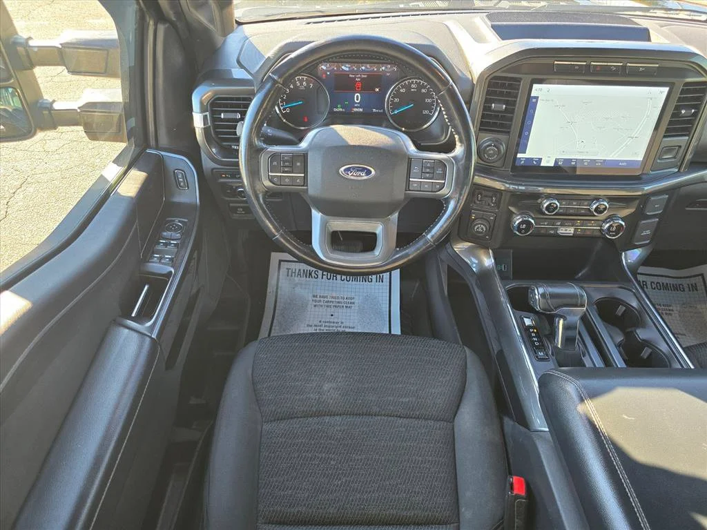 Used 2021  Ford XLT image 3